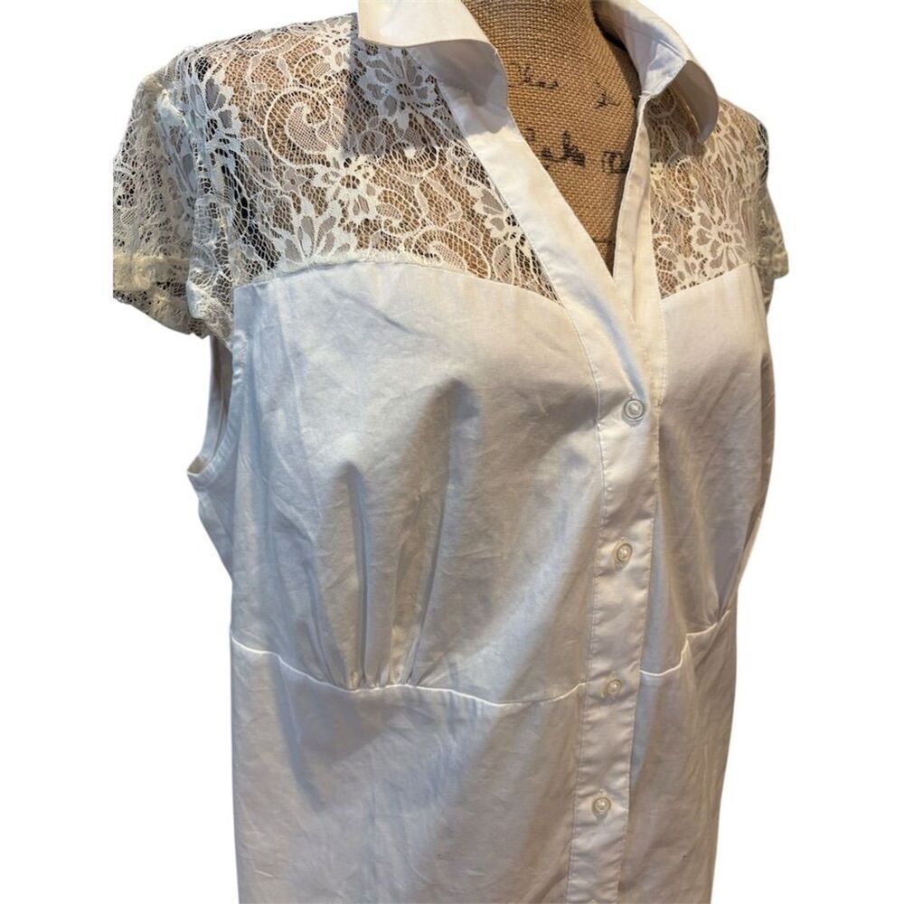 Ashley Stewart Women's Size 16 White Sleeveless Lace Blouse Casual - Picture 2 of 10